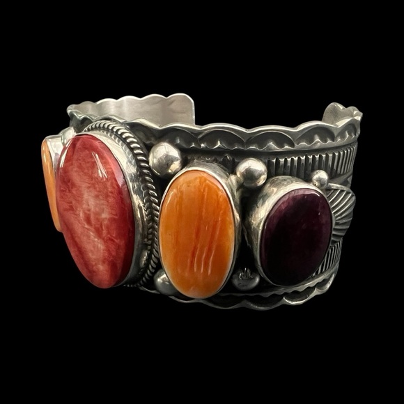 Spiny Oyster Hand Tooled Cuff- Guy Hoskie - Picture 3 of 8